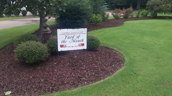 One of our residential clients was voted Yard Of The Month! 